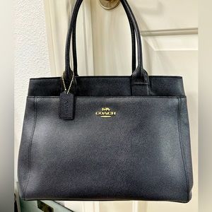 Casey Tote Crossgrain Leather handbag F31474